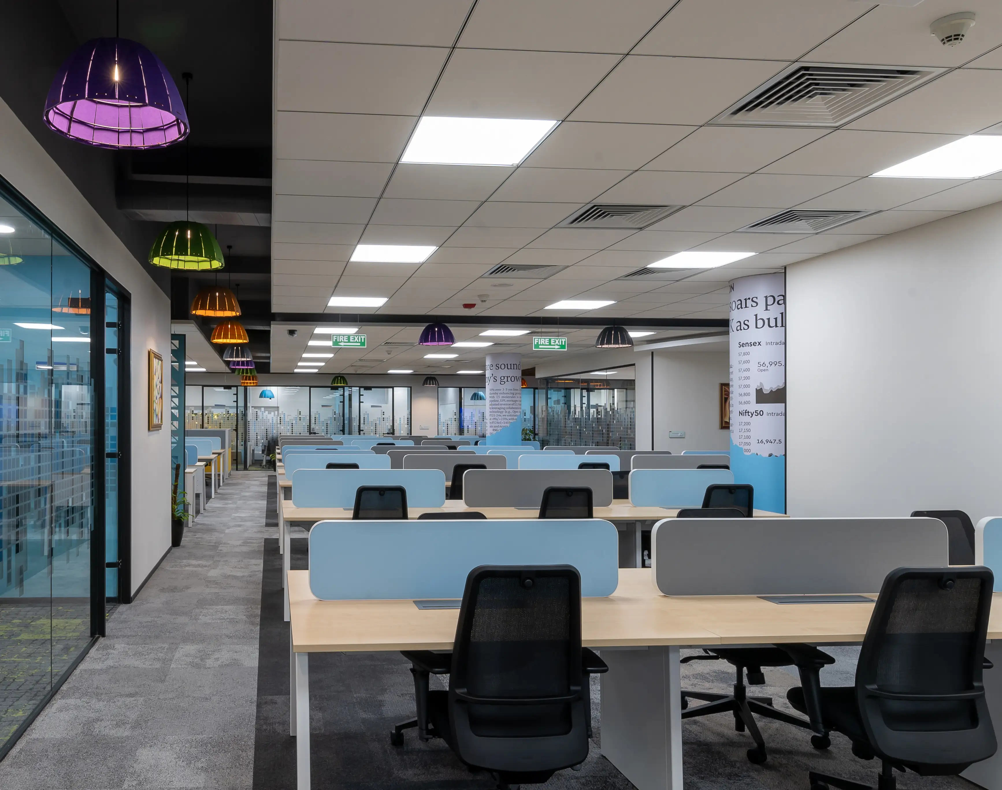 Executive corner suite and conference table