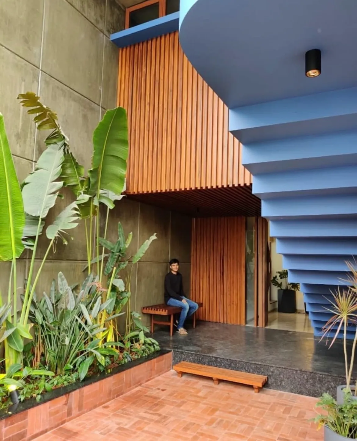 Mr. Kartik contemporary urban home architecture project